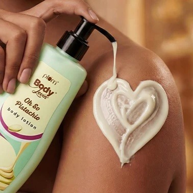 Plum BodyLovin’ Pistachio Body Lotion | Fresh Nutty Pistachio & Hazelnut Notes | | 400 ml - Image 2